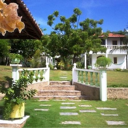 Residencia Pancho Villa Canoa Quebrada Eksteriør billede